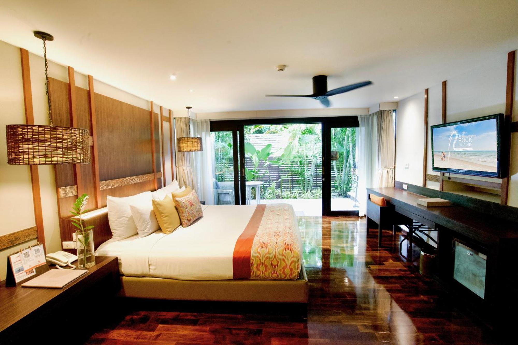 The Rock Hua Hin Beachfront Spa Resort Exterior foto